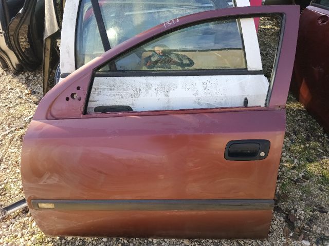 bontott OPEL ASTRA G Bal első Ajtó (Részeivel)