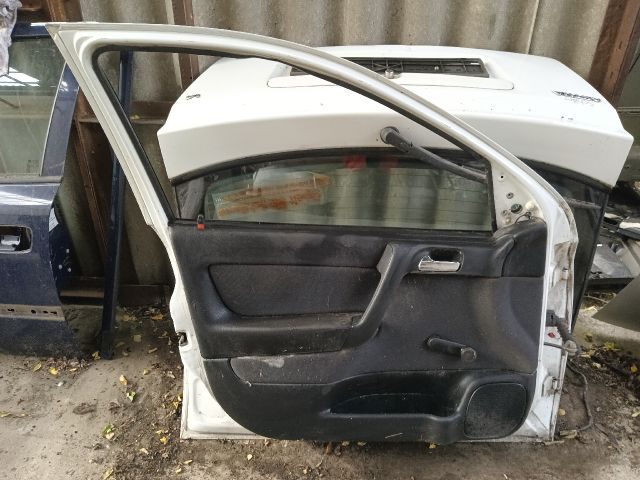 bontott OPEL ASTRA G Bal első Ajtó (Részeivel)