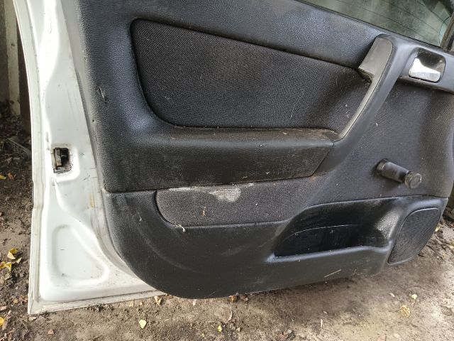 bontott OPEL ASTRA G Bal első Ajtó (Részeivel)