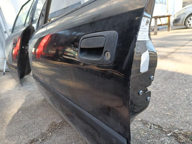 bontott OPEL ASTRA G Bal első Ajtó (Részeivel)