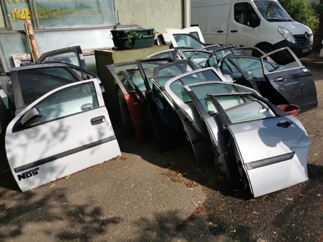 bontott OPEL ASTRA G Bal első Ajtó (Üres lemez)