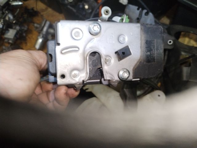 bontott OPEL ASTRA G Bal első Ajtózár