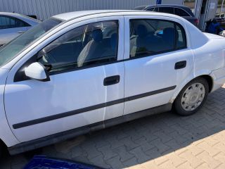 bontott OPEL ASTRA G Bal első Belső Kilincs