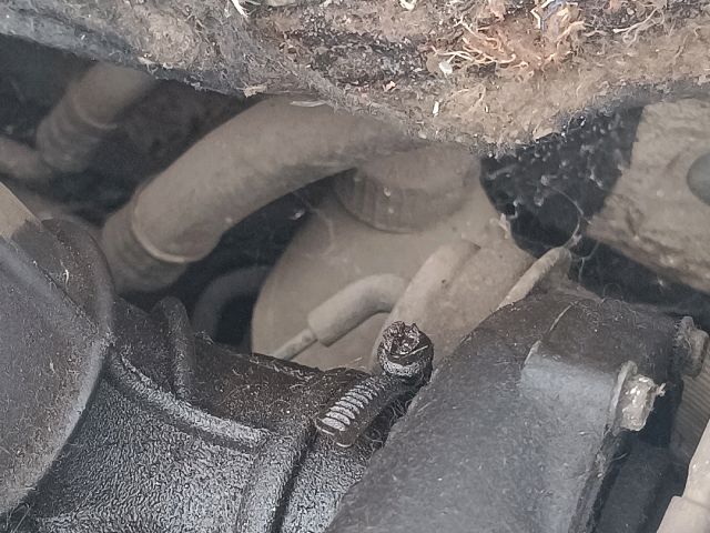 bontott OPEL ASTRA G Bal első Gumikéder