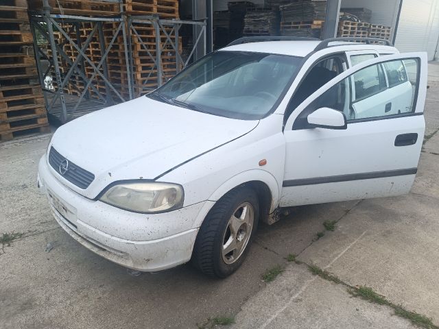 bontott OPEL ASTRA G Bal első Gumikéder