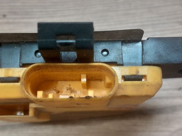 bontott OPEL ASTRA G Bal első Oldal Ütközés Érzékelő