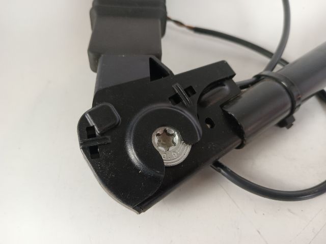 bontott OPEL ASTRA G Bal első Övfeszítő