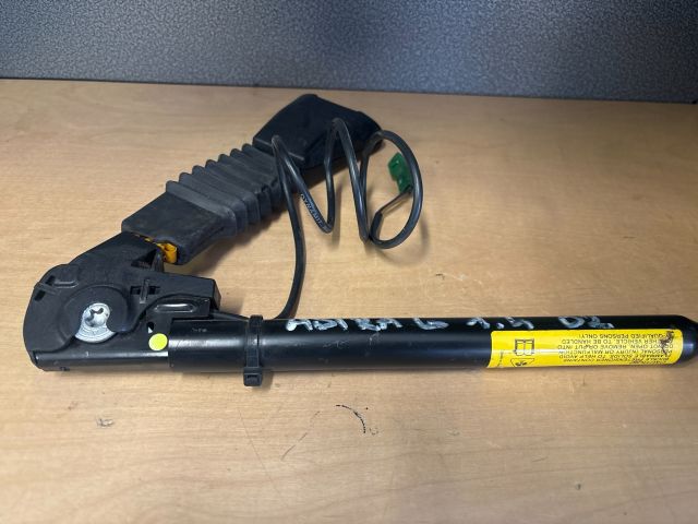 bontott OPEL ASTRA G Bal első Övfeszítő