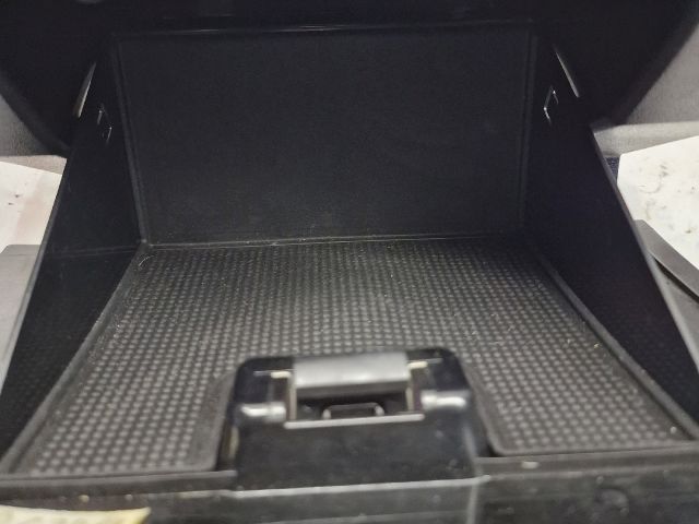 bontott OPEL ASTRA G Bal első Tároló Rekesz