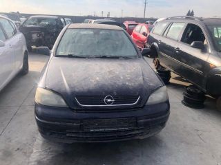 bontott OPEL ASTRA G Bal Fényszóró