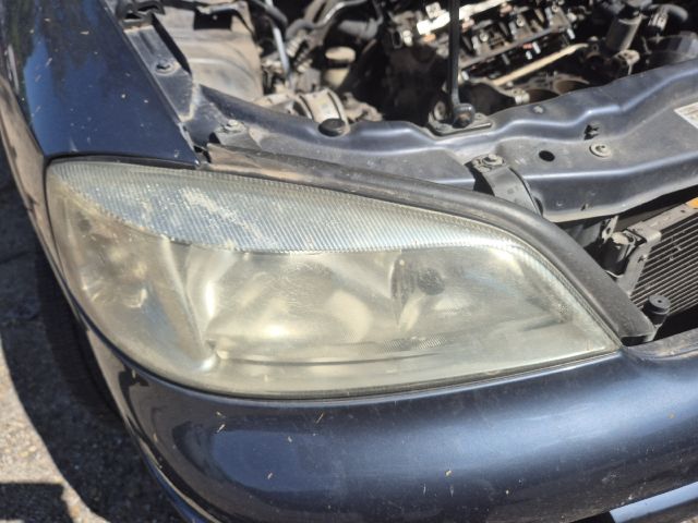bontott OPEL ASTRA G Bal Fényszóró