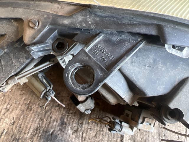 bontott OPEL ASTRA G Bal Fényszóró