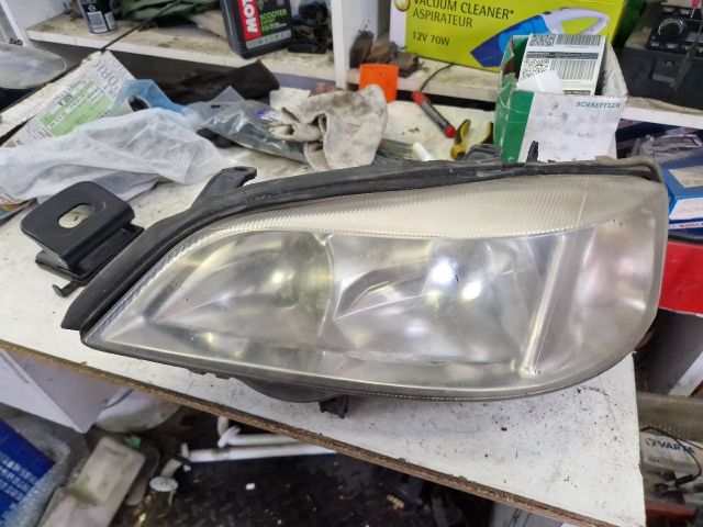 bontott OPEL ASTRA G Bal Fényszóró