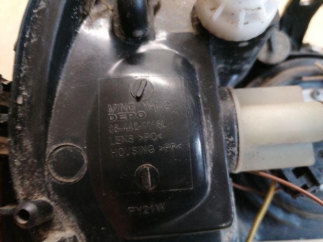 bontott OPEL ASTRA G Bal Fényszóró