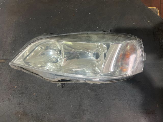 bontott OPEL ASTRA G Bal Fényszóró