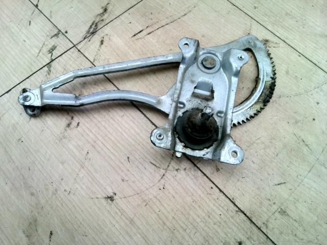 bontott OPEL ASTRA G Bal hátsó Ablakemelő Szerkezet (Mechanikus)