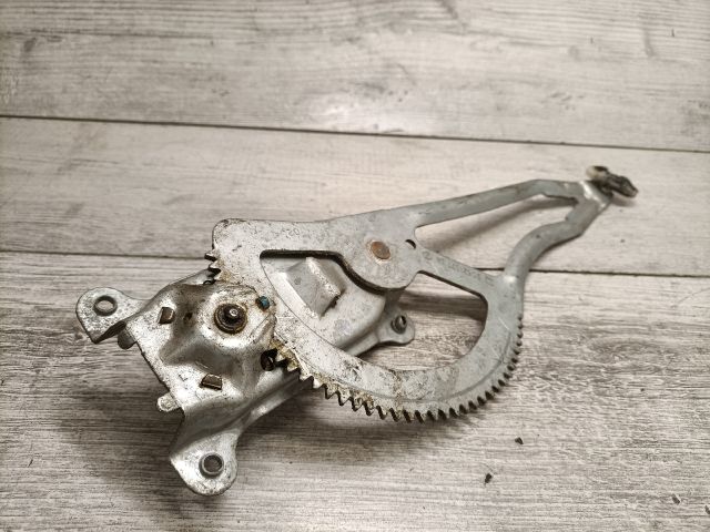 bontott OPEL ASTRA G Bal hátsó Ablakemelő Szerkezet (Mechanikus)