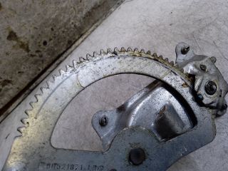 bontott OPEL ASTRA G Bal hátsó Ablakemelő Szerkezet (Mechanikus)