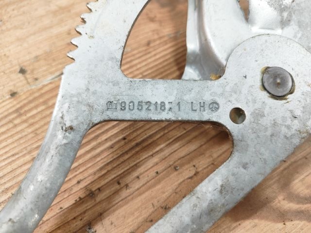 bontott OPEL ASTRA G Bal hátsó Ablakemelő Szerkezet (Mechanikus)