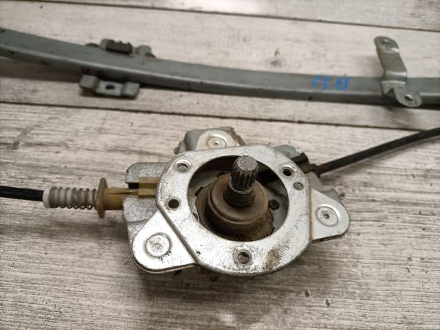 bontott OPEL ASTRA G Bal hátsó Ablakemelő Szerkezet (Mechanikus)