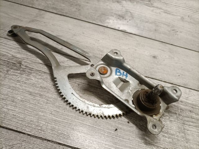 bontott OPEL ASTRA G Bal hátsó Ablakemelő Szerkezet (Mechanikus)