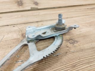 bontott OPEL ASTRA G Bal hátsó Ablakemelő Szerkezet (Mechanikus)