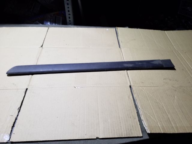 bontott OPEL ASTRA G Bal hátsó Ajtó Díszléc