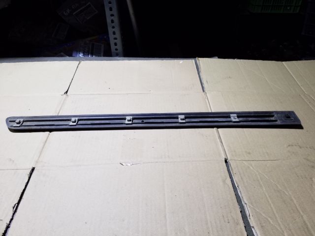 bontott OPEL ASTRA G Bal hátsó Ajtó Díszléc