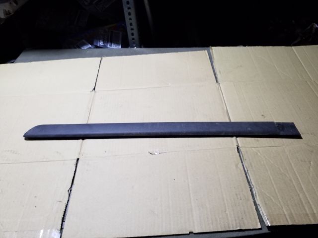 bontott OPEL ASTRA G Bal hátsó Ajtó Díszléc