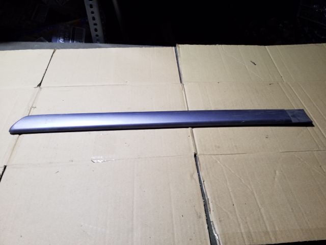 bontott OPEL ASTRA G Bal hátsó Ajtó Díszléc