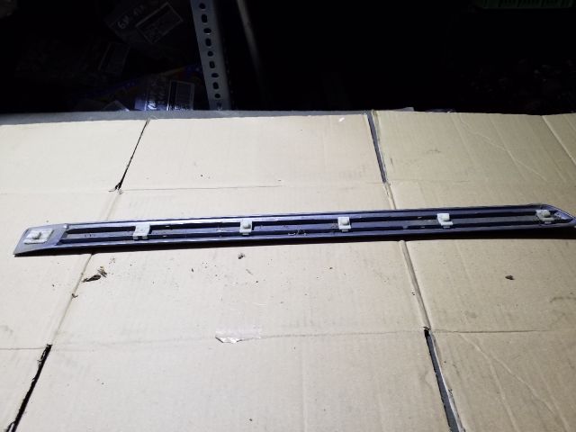 bontott OPEL ASTRA G Bal hátsó Ajtó Díszléc