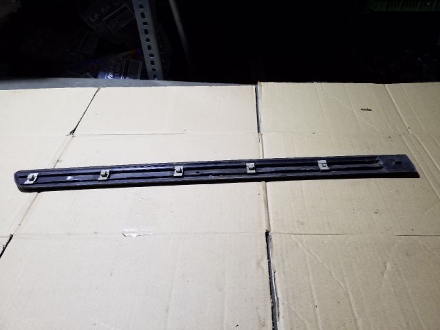 bontott OPEL ASTRA G Bal hátsó Ajtó Díszléc