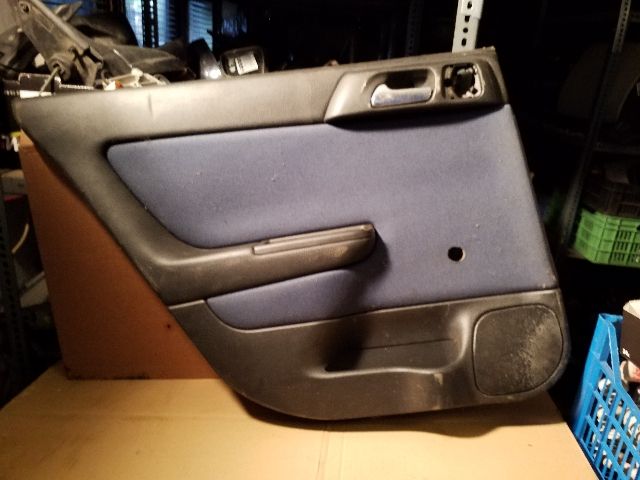 bontott OPEL ASTRA G Bal hátsó Ajtó Kárpit