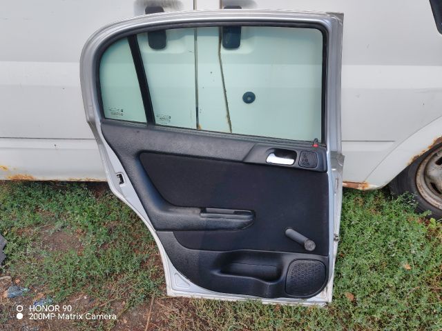 bontott OPEL ASTRA G Bal hátsó Ajtó (Részeivel)