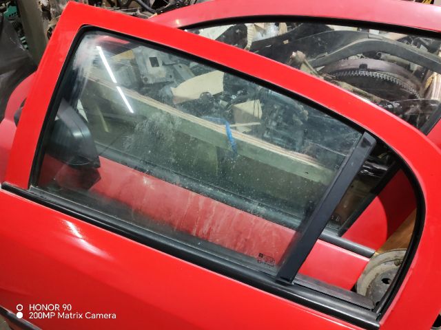 bontott OPEL ASTRA G Bal hátsó Ajtó (Részeivel)