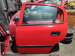 bontott OPEL ASTRA G Bal hátsó Ajtó (Részeivel)