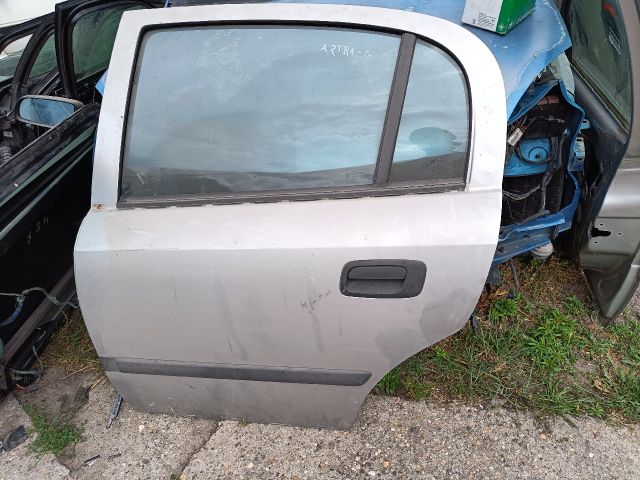 bontott OPEL ASTRA G Bal hátsó Ajtó (Részeivel)