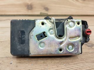 bontott OPEL ASTRA G Bal hátsó Ajtózár