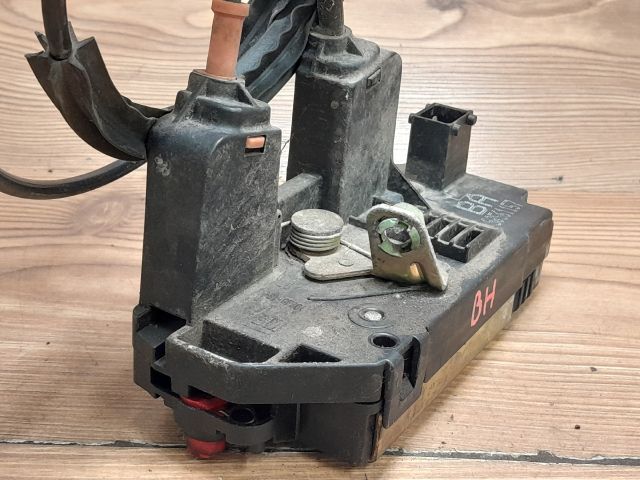 bontott OPEL ASTRA G Bal hátsó Ajtózár