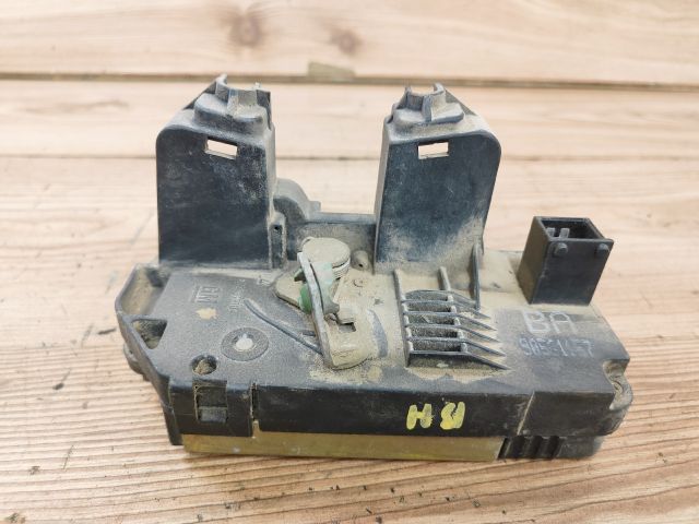 bontott OPEL ASTRA G Bal hátsó Ajtózár