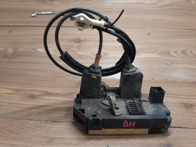 bontott OPEL ASTRA G Bal hátsó Ajtózár