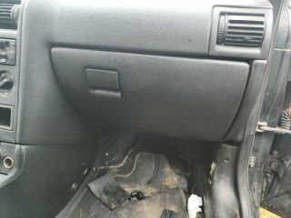 bontott OPEL ASTRA G Bal hátsó Fejtámla