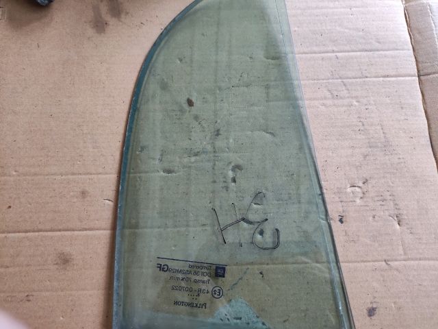 bontott OPEL ASTRA G Bal hátsó Fixüveg (Ajtóban)