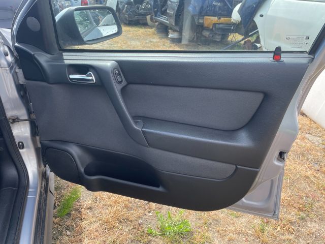 bontott OPEL ASTRA G Bal hátsó Kapaszkodó (Felső)