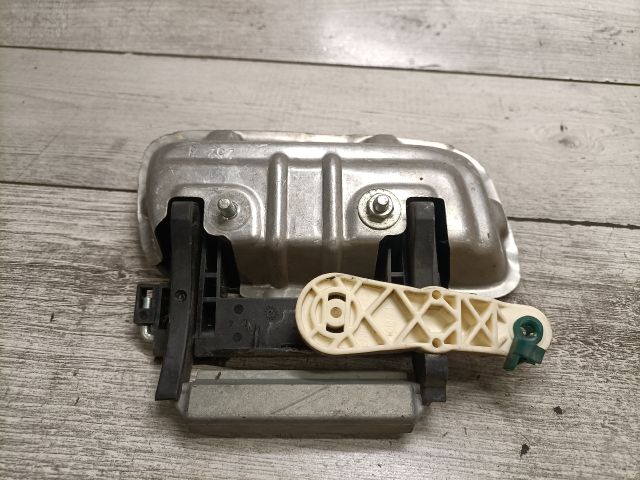 bontott OPEL ASTRA G Bal hátsó Külső Kilincs