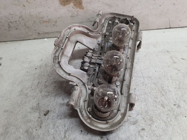 bontott OPEL ASTRA G Bal Hátsó Lámpa Foglalat