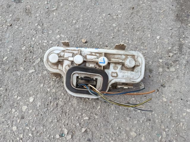 bontott OPEL ASTRA G Bal Hátsó Lámpa Foglalat