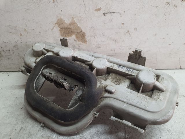 bontott OPEL ASTRA G Bal Hátsó Lámpa Foglalat