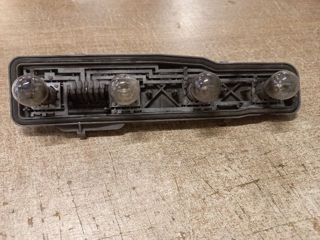 bontott OPEL ASTRA G Bal Hátsó Lámpa Foglalat