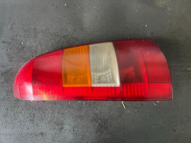 bontott OPEL ASTRA G Bal Hátsó Lámpa